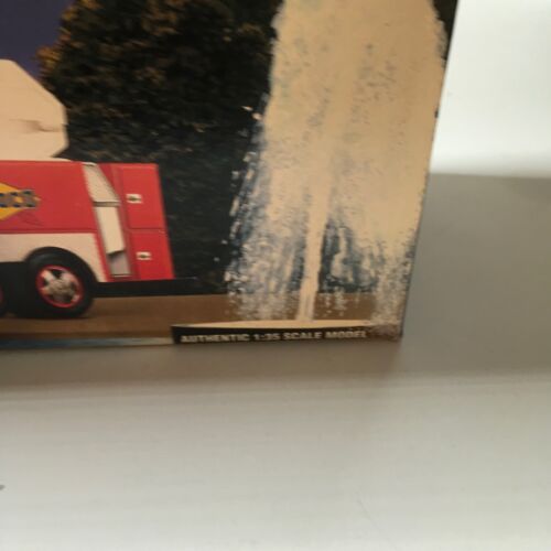 Sunoco Aerial Tower Fire Truck 1995 Collectors Edition #2 In Series 1/32 - Picture 3 of 8