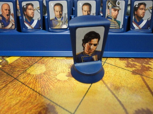 Stratego Original - Classic Game of Battlefield Strategy 2014 Patch Products  - Foto 20 di 24