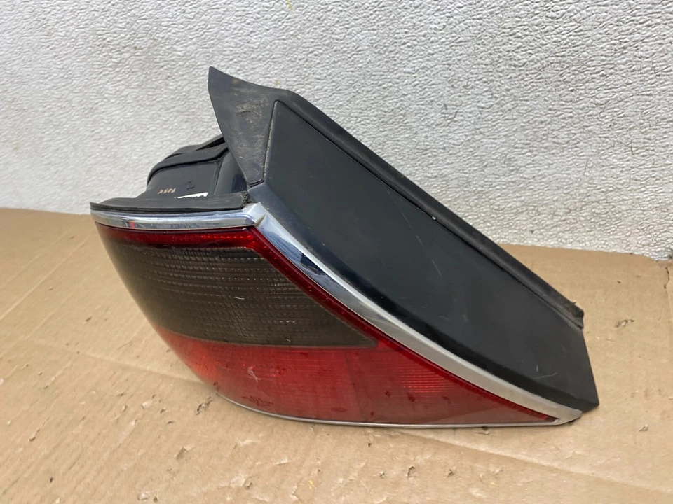 1995 a 1997 Jaguar Xj6 Vanden Plas driver esquerdo lanterna traseira Lh fabricante de equipamento original G6536 KC - Imagem 2 de 4