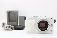   Near Mint  Olympus E-PL6 Mirrorless SLR Camera White Body Only