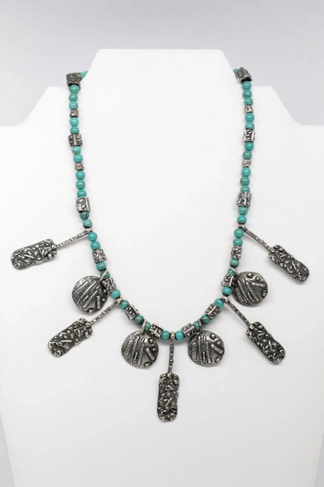 Sterling Silver Turquoise Necklace Blue Turquoise Bea… Gem