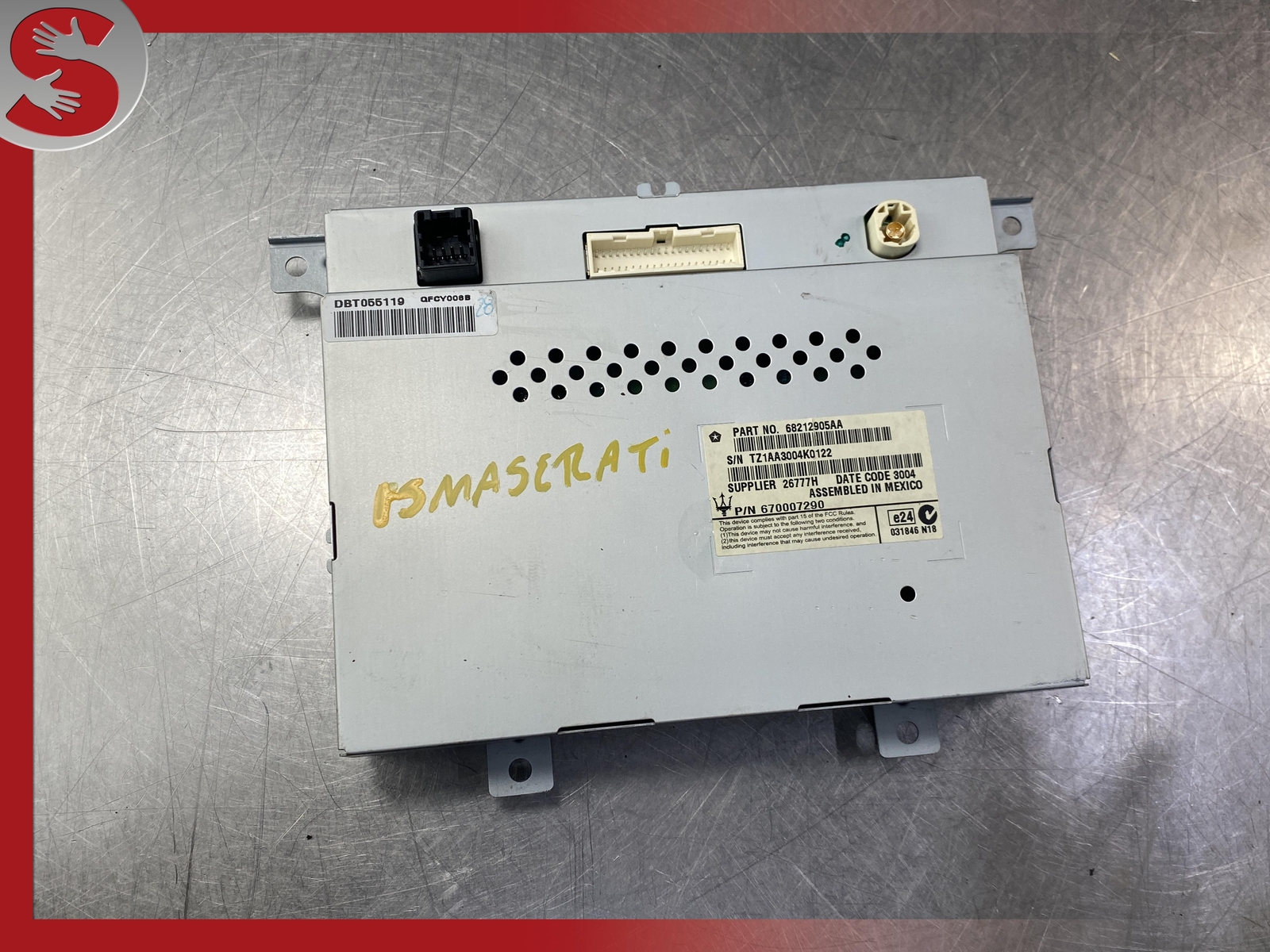 14-17 OEM Maserati Ghibli  Dashboard Information Display Radio Monitor Screen