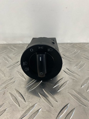 Schalter Licht Lichtschalter Nebelscheinwerfer VW Polo 9N 6Q0941531