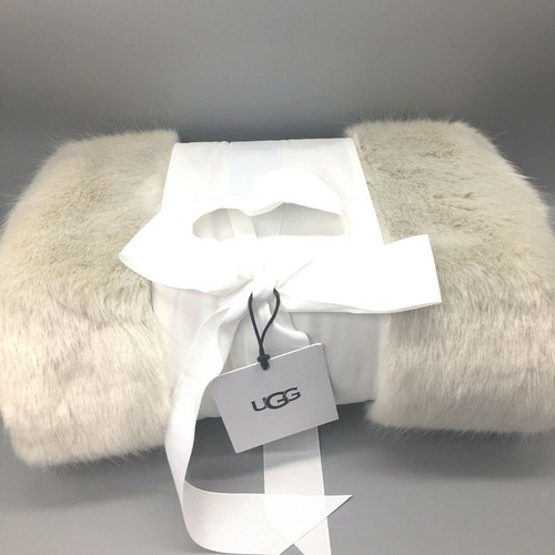Ugg Piel De Imitación Piel Manta Shay arena de luz suave de lujo 50x70  Nuevo | eBay