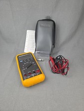 Fluke 83 Multimeter Cat III W/ LEADS & CASE, *WORKING*GUARANTEED!