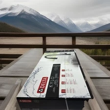 Delta Kylo Kitchen Faucet Pull-Down Sprayer Single Hole 19846Z-BL-DST Black