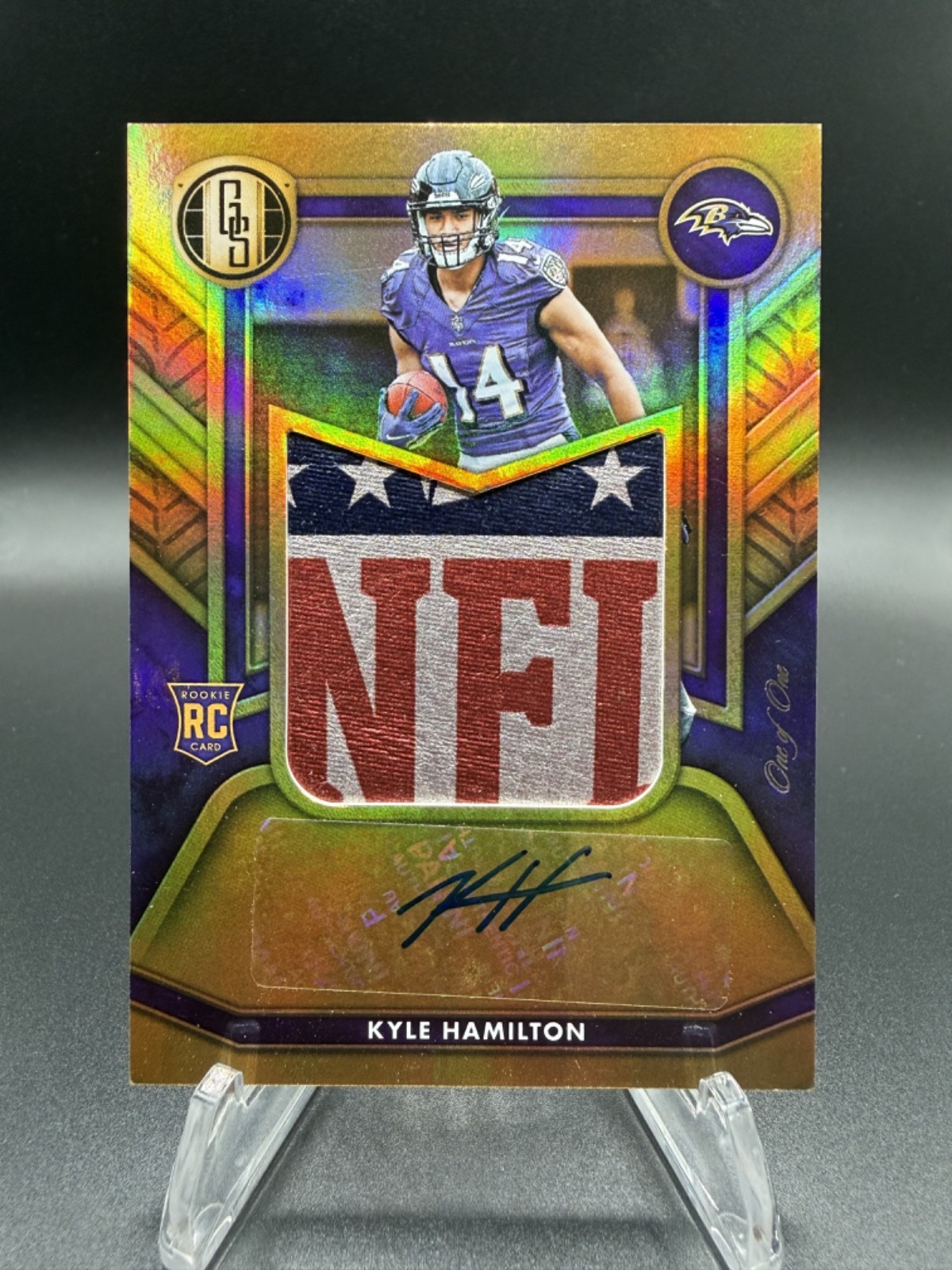 2022 Panini Gold Standard Kyle Hamilton 1/1 NFL Shield Patch Auto RC - Ravens