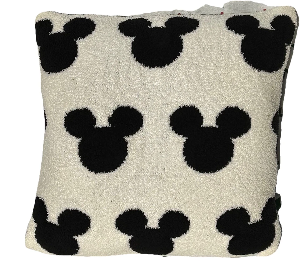 Almohada reversible BoxLunch con estampado integral de silueta de Mickey Mouse Disney Foto 2 de 4