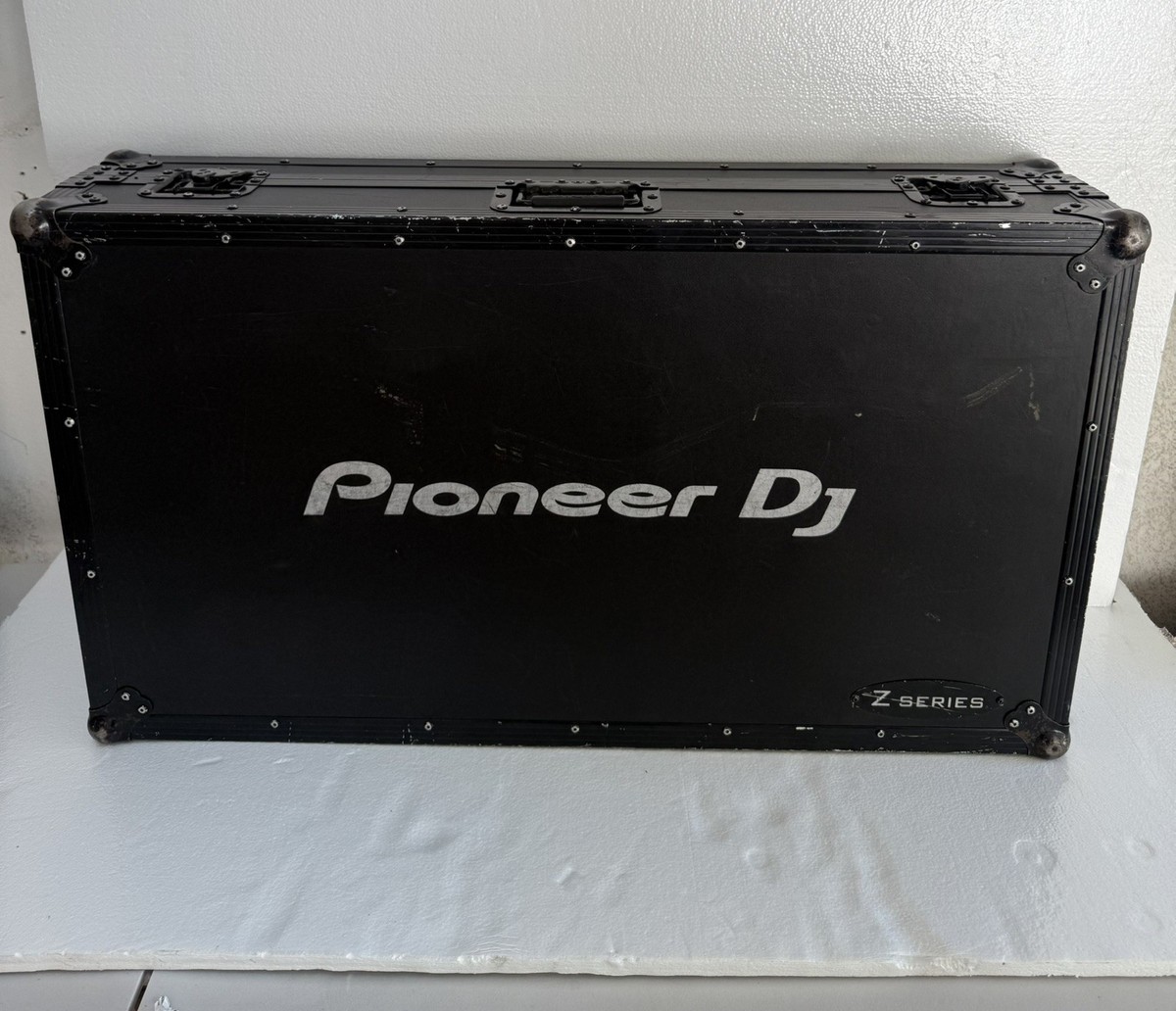 Pioneer DDJ-SZ2 Flagship 4-Channel Controller for Serato DJ Pro