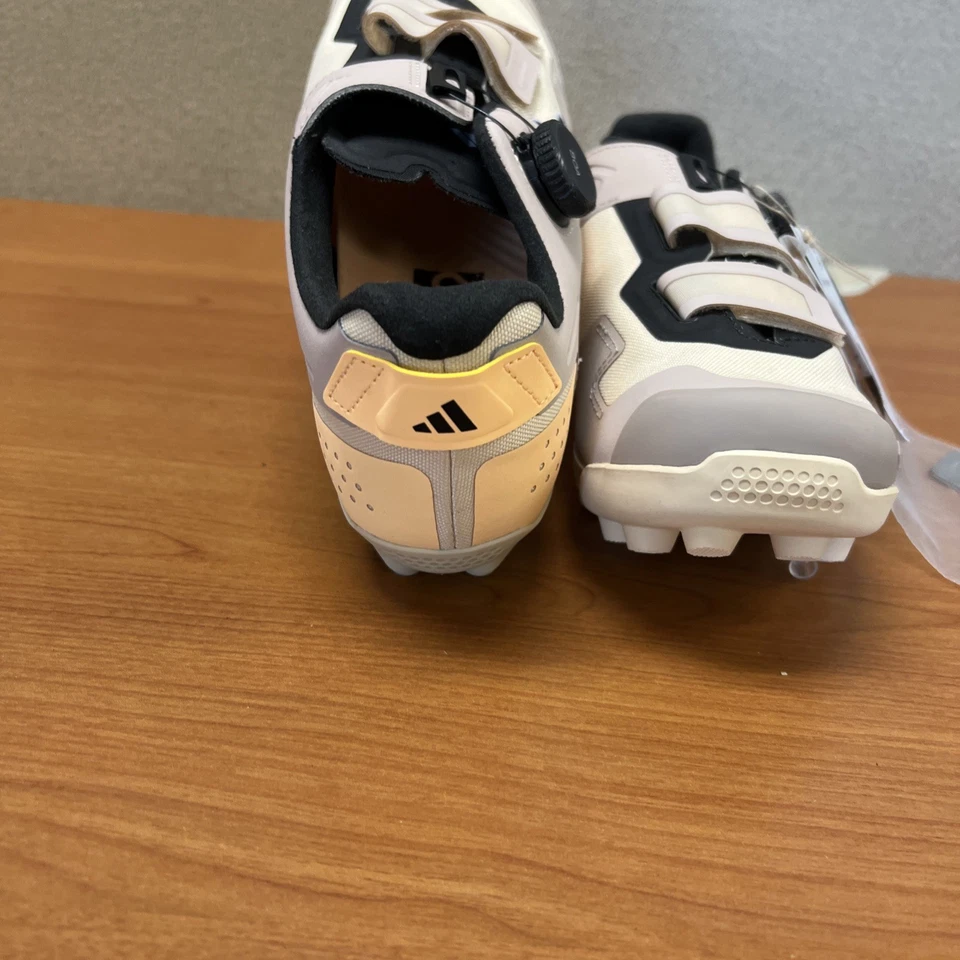 Adidas Five Ten Kestrel BOA Women’s Size 8 Mountain Bike Shoes Sand Strata HQ603 - Image 4 of 4