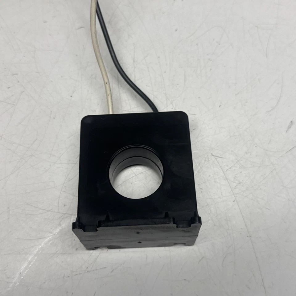 CR MAGNETICS CR2SFL-301 RATIO 300:5 A RF 2.0 ACC CLASS 1% 8VA - Image 3 of 4