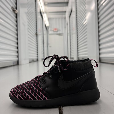 roshe black pink