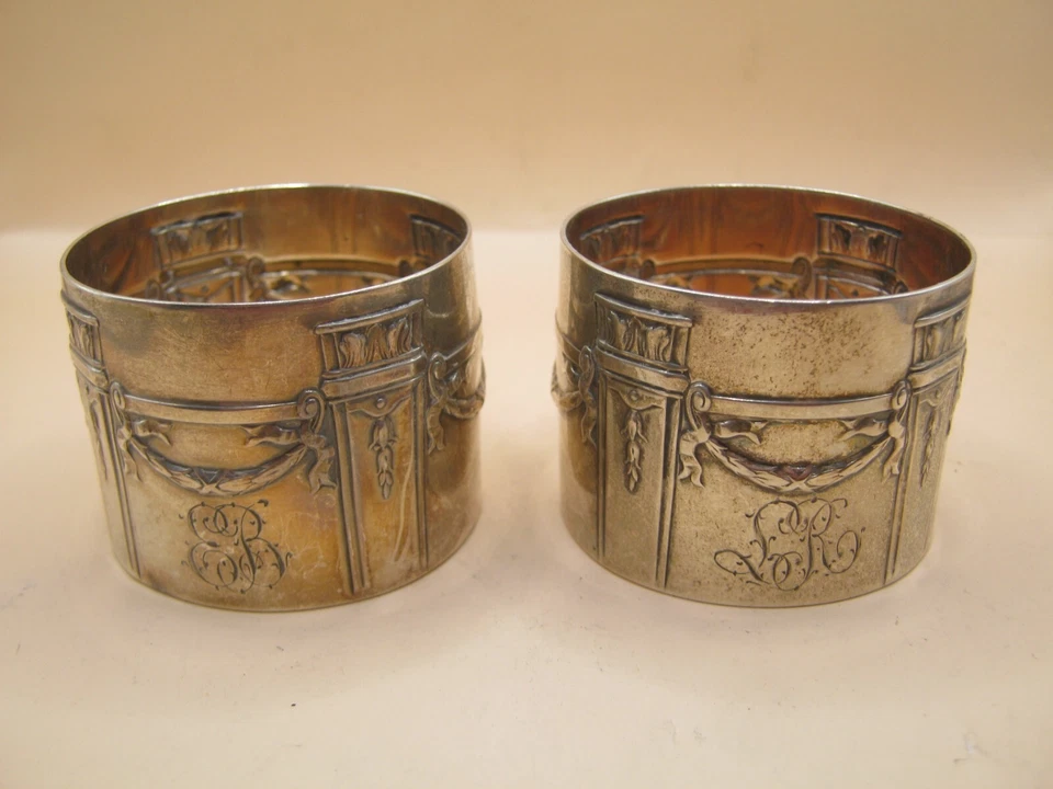 Anillos servilleteros antiguos continentales de plata diseño neoclásico grandes y pesados 77 gms Foto 2 de 4