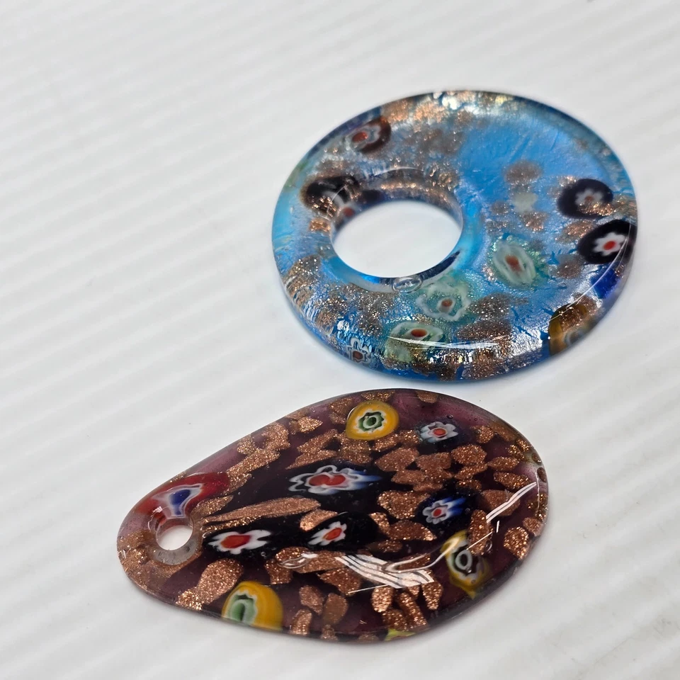 Лот из 2 стекла пончик и капли подвески светло-синий цветочный коричневый цвета 2 дюйма - Изображение 4 из 4