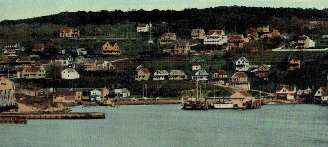 C.1910 Tiverton RI Hummock Lake Hill Boats Large Houses Colored Vintage Postcard