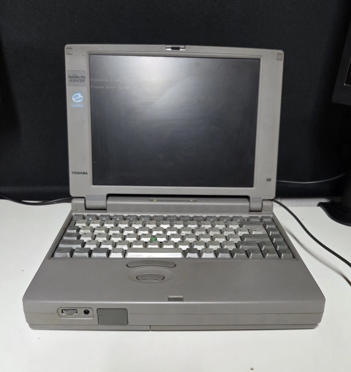 Inverter de Notebook Toshiba Tecra 550CDT P000220160