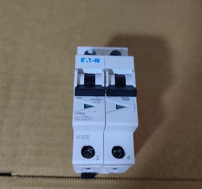 1Pcs New   circuit breaker FAZ-C25/2 *mc