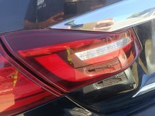 Feu arrière Infiniti Q70