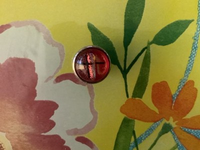 kameleon jewel pop Looks Like A Cross Design Very Pretty Sterling Silver Domed