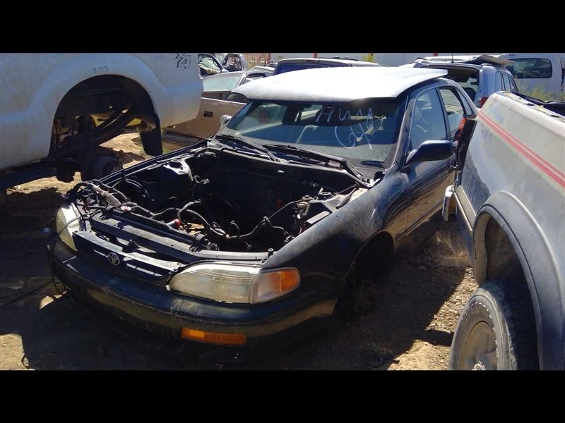 Conjunto de filtro de aire usado se adapta a: Toyota Camry 1995 4 cilindros MT grado A Foto 2 de 4