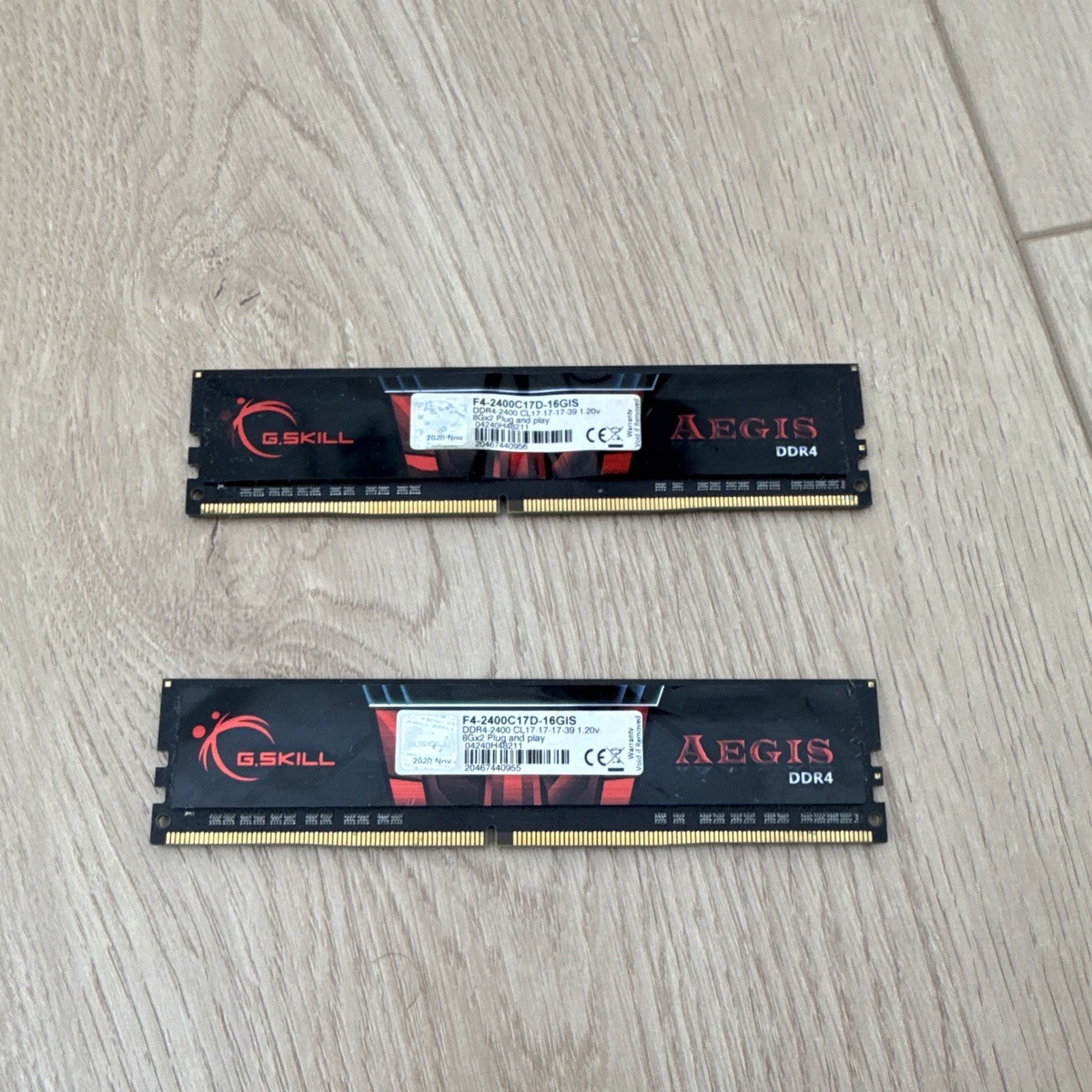 G. SKILL PC4-19200 (DDR4-2400) Bus Speed Computer RAM 16 GB Total