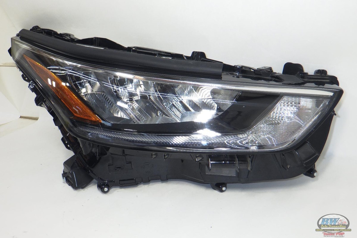 811100E460; TOYOTA HIGHLANDER OEM Right LED Headlamp 20 21 811100E460; TOYOTA HIGHLANDER OEM Right LED Headlamp 20 21