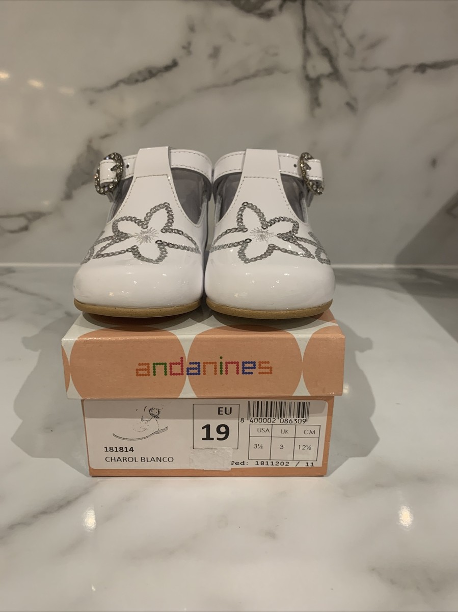 Chaussures De Fête Fille Andanines - Taille UK3 - Détail Fleur Argentée Et Boucle Diamantée