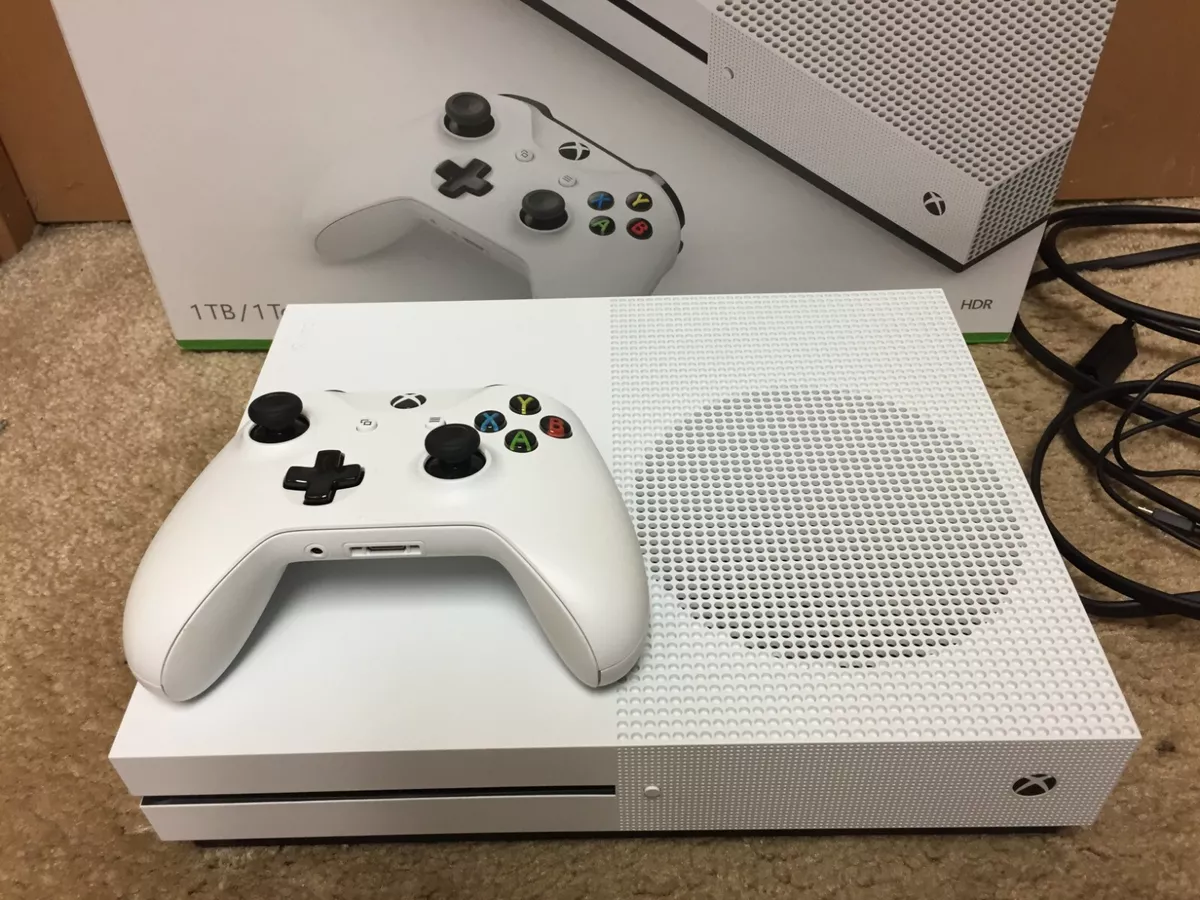 Microsoft Xbox One S 1TB Console w/ Controller Original Box LOW