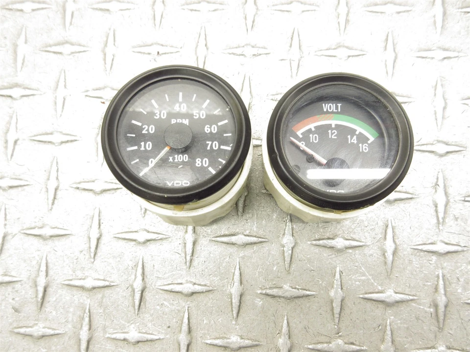 Lote 2003 02-05 Honda VTX1800 VTX1800S medidor volt RPM tach - Imagem 2 de 4