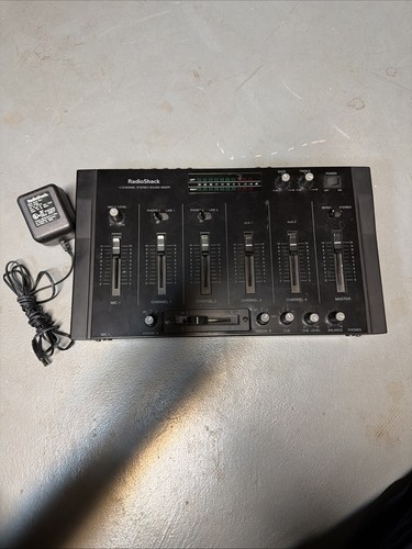 RadioShack 32-1218 4 Channel Analog DJ Mixer Crossfader Multiple Inputs