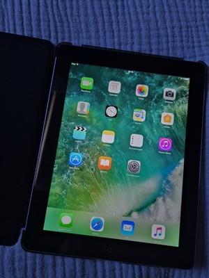 iPad Apple 4. Generation Silber