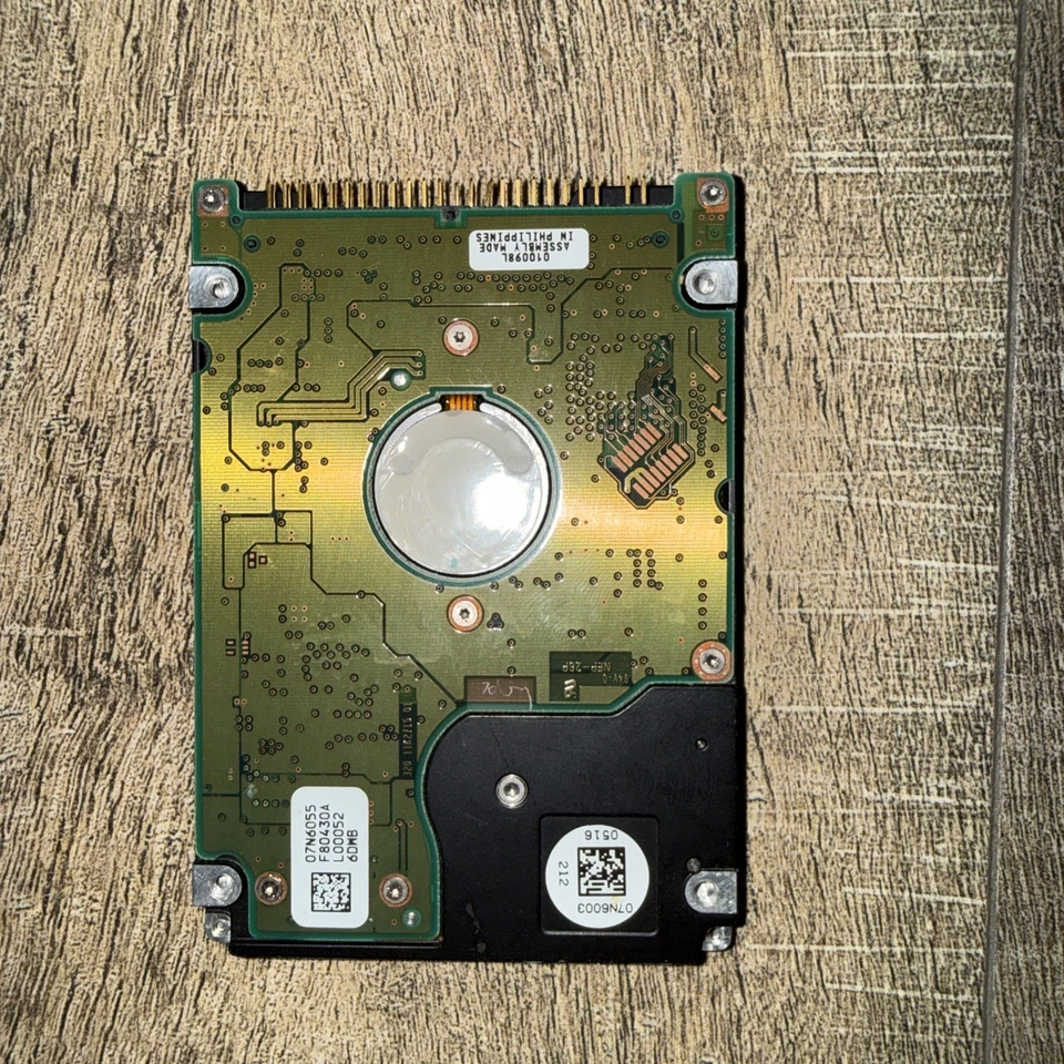 IBM 20GB TravelStar IC25N020ATCS04 IDE 07N9317 Laptop Hard Drive NOT TESTED - Image 4 of 4