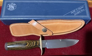 1974 Smith & Wesson 6029 Fixed Blade Knife Sheath Made in USA Original Box