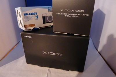 Fuji X100 V hier nur der Karton