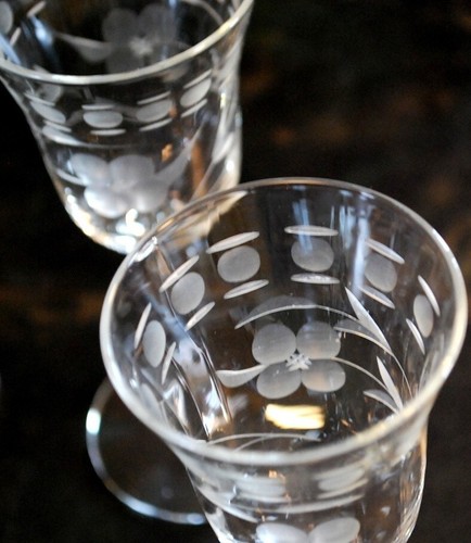 Antique Set 9 WINE/CORDIAL GLASSES Hand Cut DOTS & LINES W FLOWERS Optic Panel - Picture 20 of 24