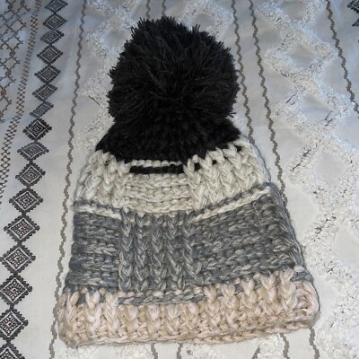 EUC Anthropologie Sleeping On Snow Pom Pom Knit Beanie Hat  display picture 2