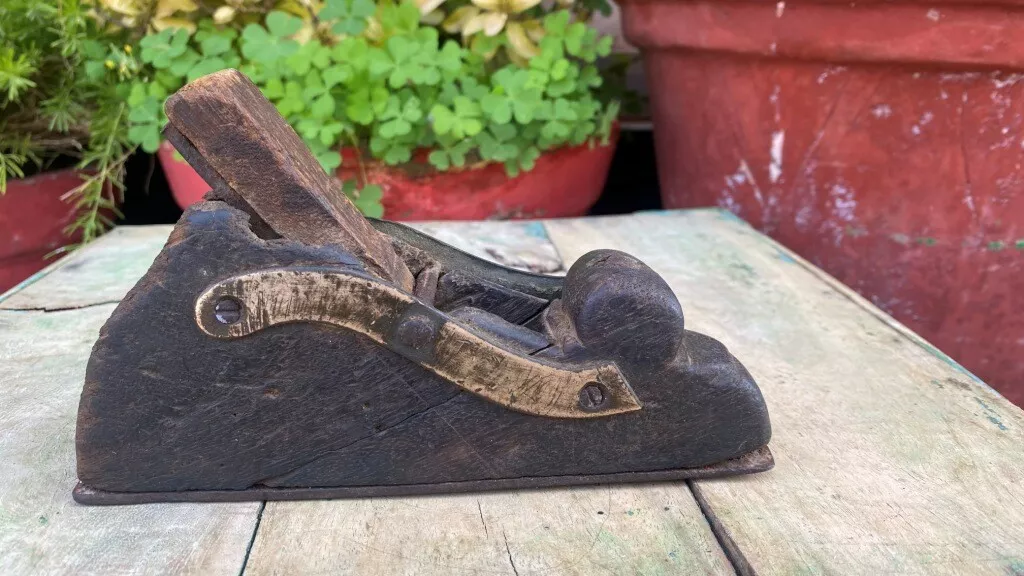 1700 s Ancient Old Wooden Hand Crafted Brass Work Woodworking Planer Rand Tool