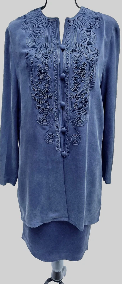 TRAJE ADRIANNA PAPELL AÑOS 90 100% SEDA 2 PIEZAS AZUL OSCURO CON CHAQUETA BORDADA Talla 10 Foto 4 de 4