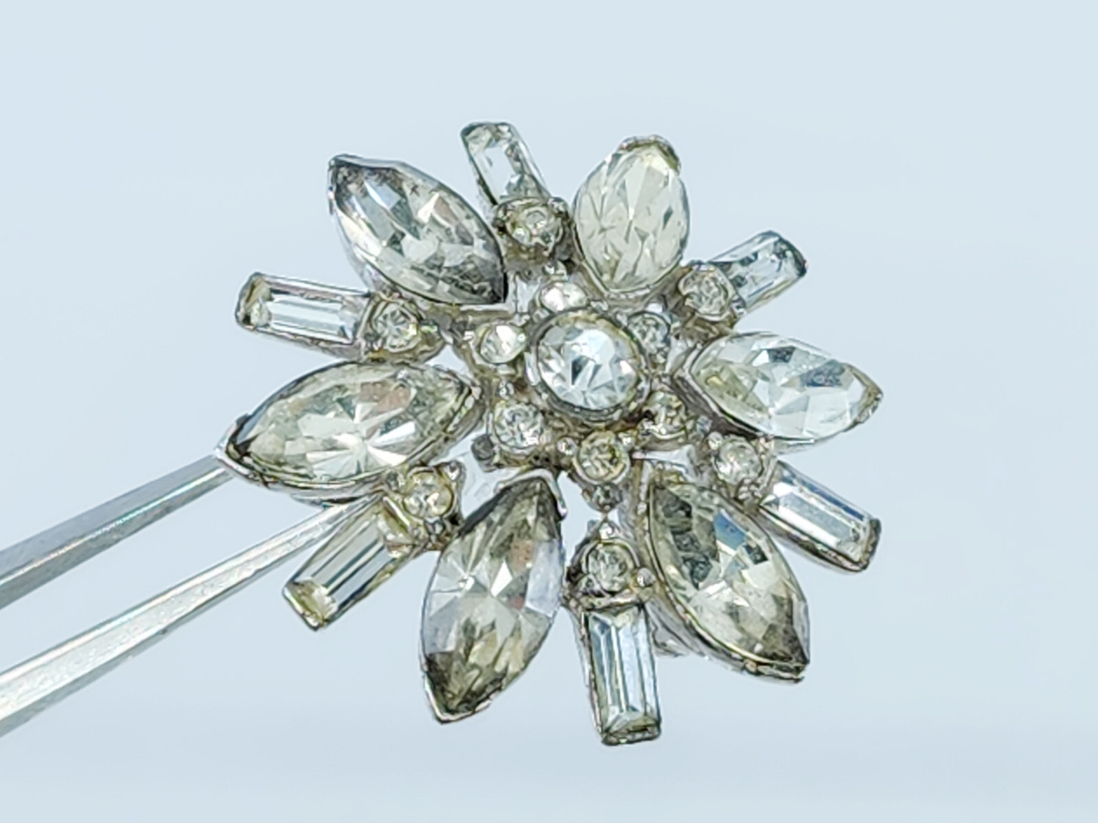 VINTAGE SIGNED BOGOFF CLEAR CRYSTAL STARBURST BRO… - image 4