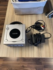 Nintendo GameCube Spielekonsole - Silber