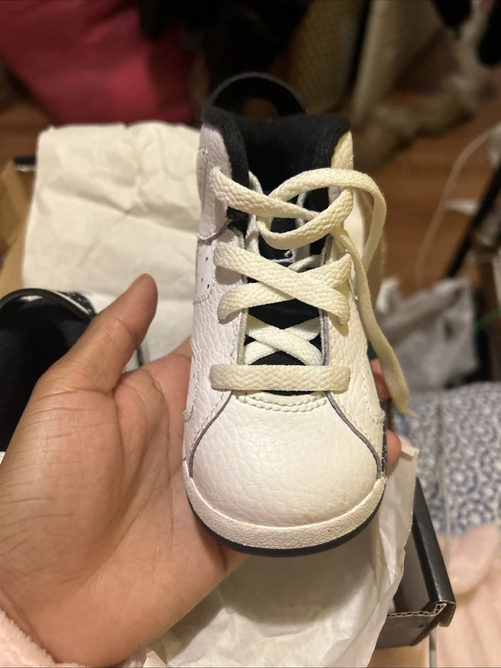 Air Jordan 6 Retro Niño Talla 7C Foto 4 de 4