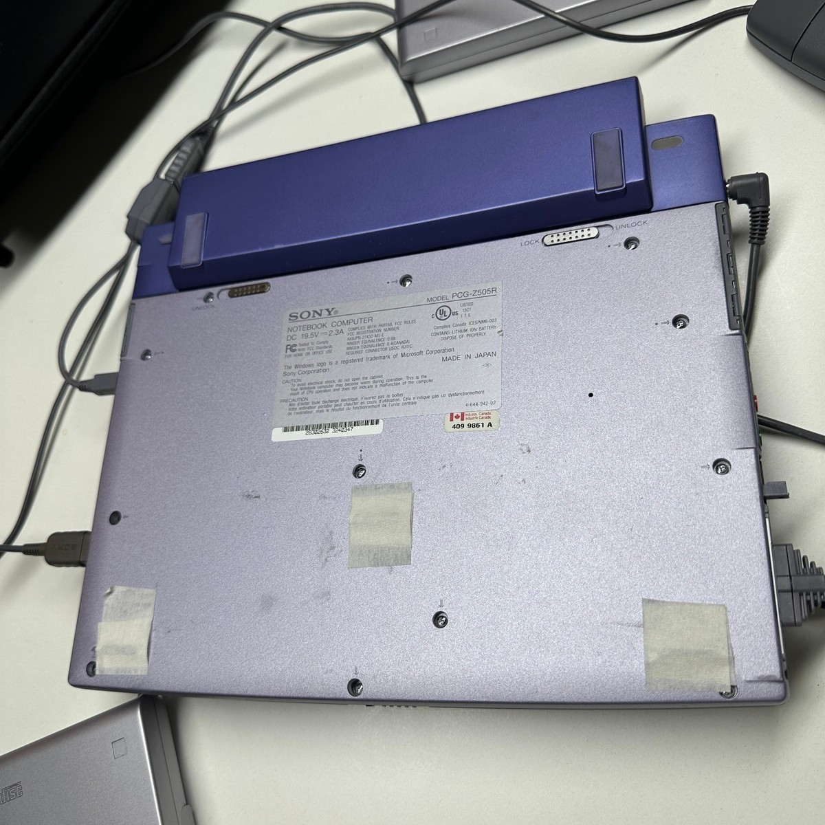 Sony VAIO PCG-Z505 R Laptop Windows 98 SE Pentium II 128MB 4GB CD