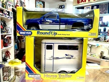 Breyer Horses Dually Pickup Truck & Horse Trailer Set No. 2488 / 2487 Halloween