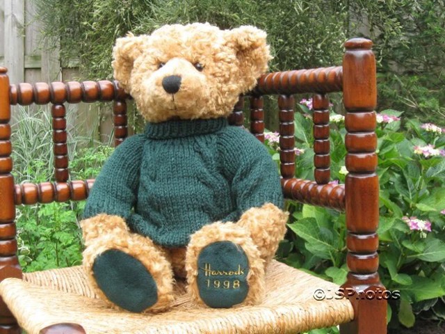 dated christmas bears