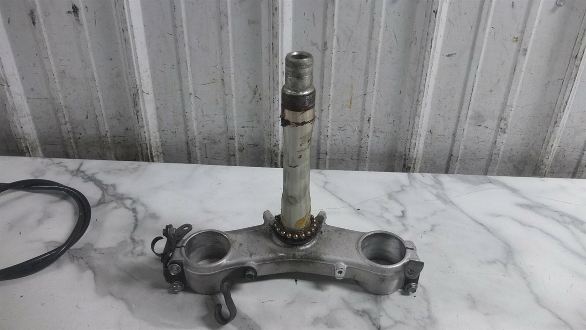 04 Kawasaki ZX 10 1000 ZX10 ZX1000 C Ninja Lower Bottom Triple
