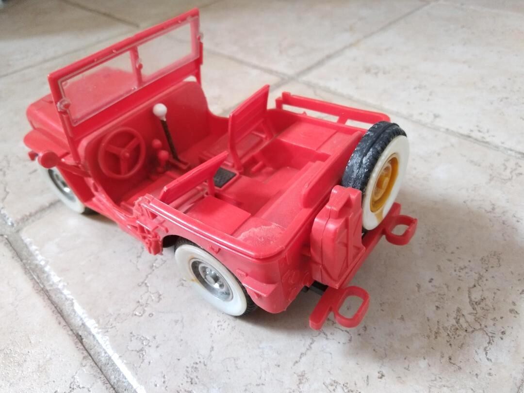 Vintage Cragstan Red Plastic Jeep Battery Operated Hong Kong