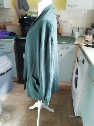 Ladies Size L Heavy Green Boyfriend Cardigan - Picture 2 of 4