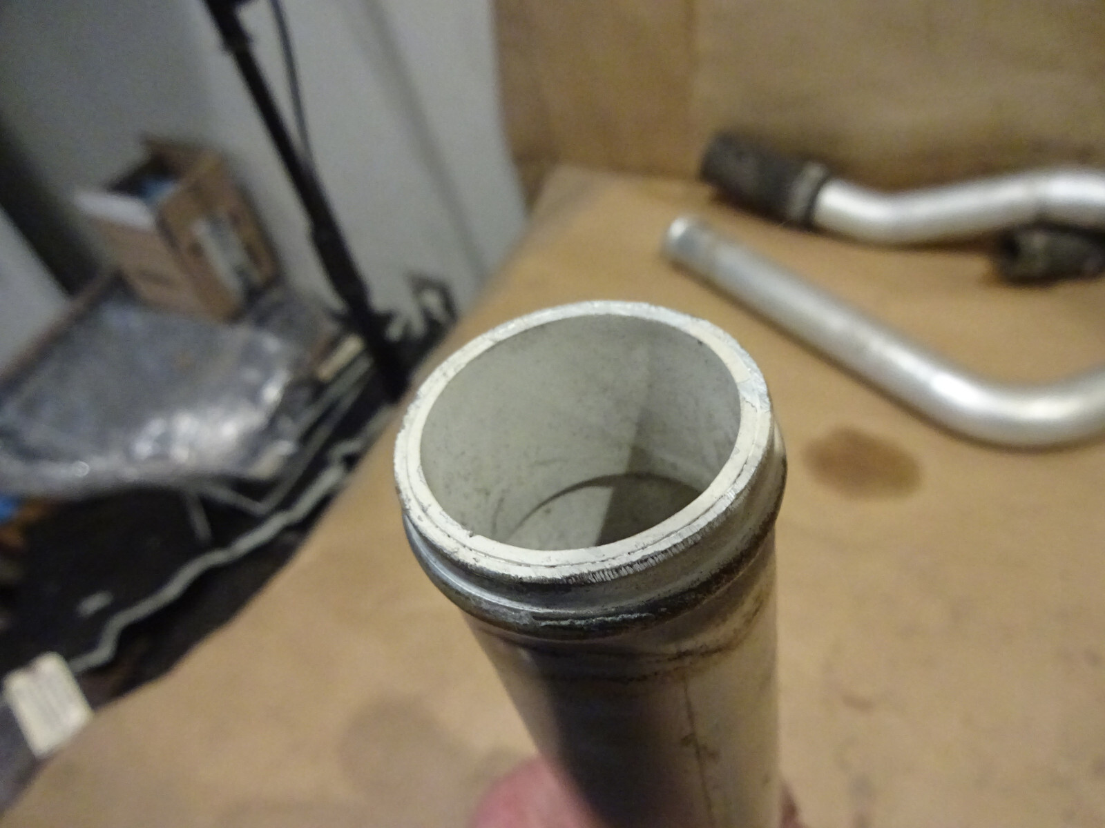 Ferrari 208,308,328 - LH Rear Water Pipe P/N 118795