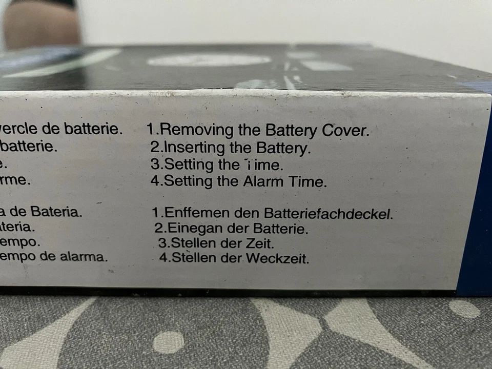 Black Abstract Art Quartz Clock   - New - Image 4 of 4