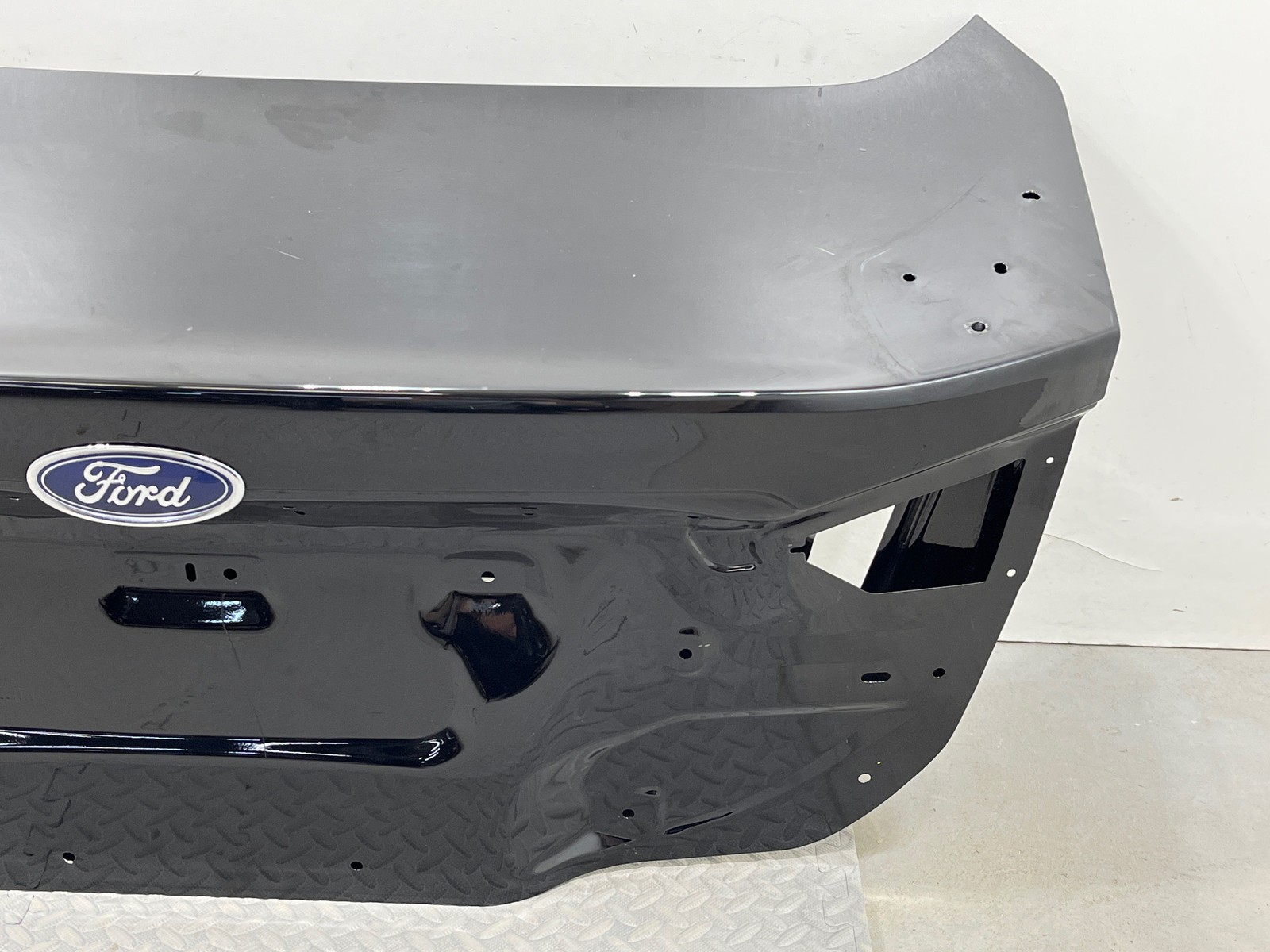 2013 - 2020 FORD FUSION REAR DECK TRUNK LID SHELL COVER PANEL OEM BLACK_G1
